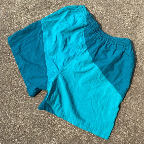 Vintage TT & Co Sport Swim Trunk - Picture 2 of 4